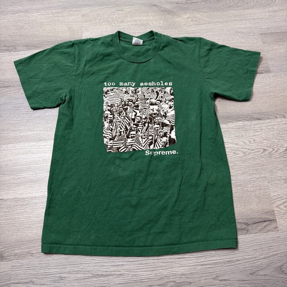 Supreme Streetwear Too Many As*holes Shirt Size Small